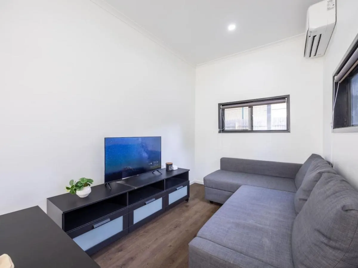 Best Affordable 3B Unit Cbd Steps To River N Stadium Brisbane